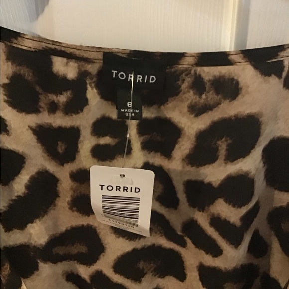 Leopard Wrap blouse Torrid 6 - Picture 3 of 3